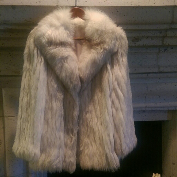 Gueniun silver fox fur coat