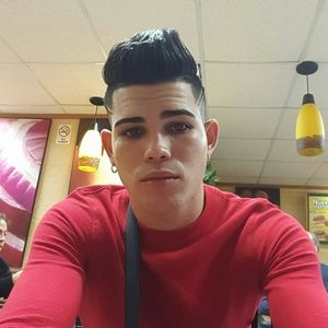 Meet your Posher, Elier