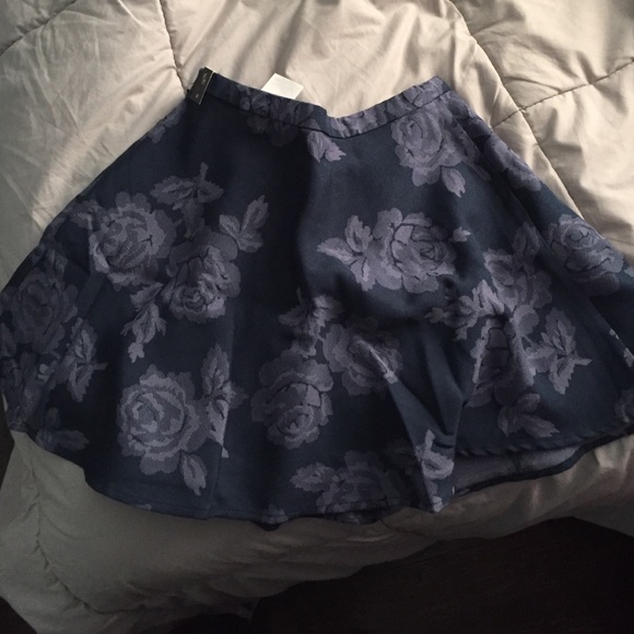 Brand new Abercrombie skater shirt