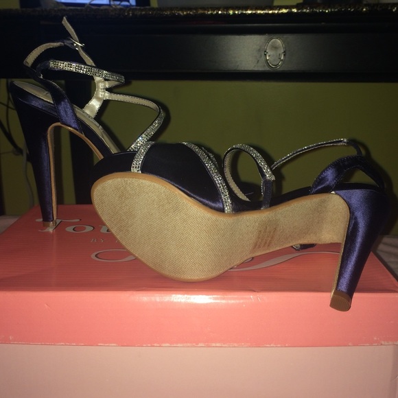 Diamond strap, Navy Blue High Heels - Picture 2 of 4
