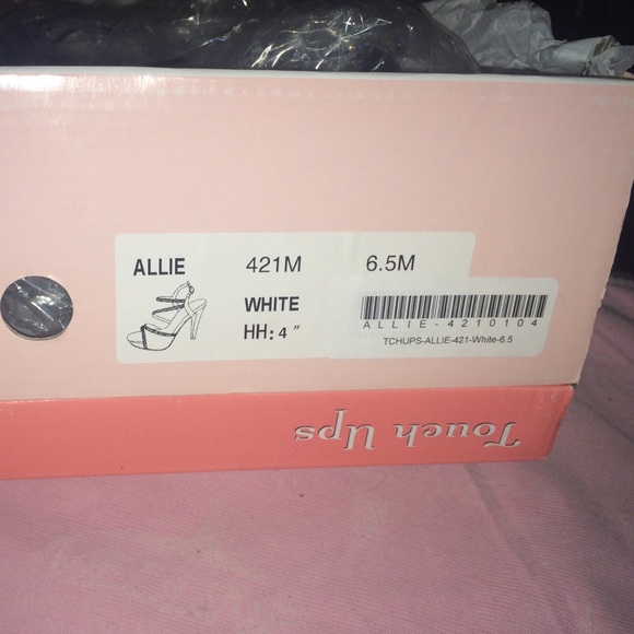 Diamond strap, Navy Blue High Heels - Picture 3 of 4