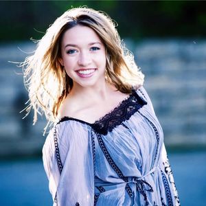 Meet your Posher, Karis