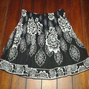 White House Black Market skirt
