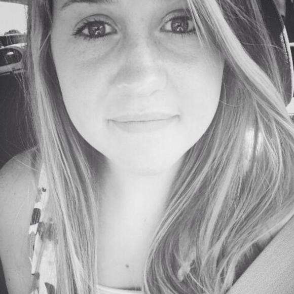 Meet your Posher, Sarah - Picture 1 of 1