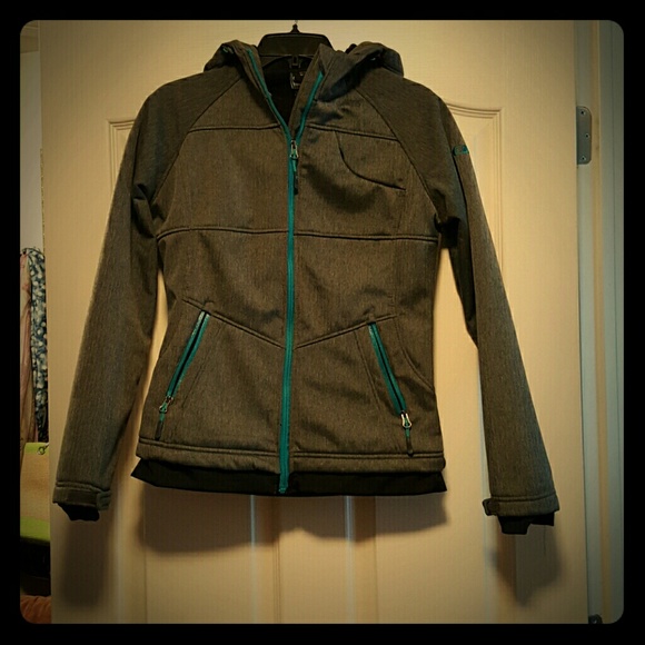 Athletic rain jacket