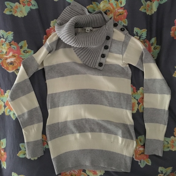 Banana Republic Sweater