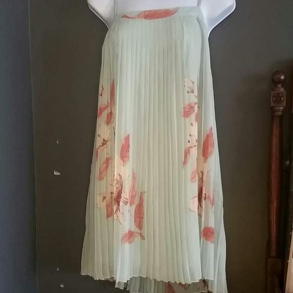 Love 21 new with tags,  sz xs strappy dress