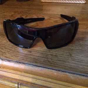 Oakley oil rig w/design