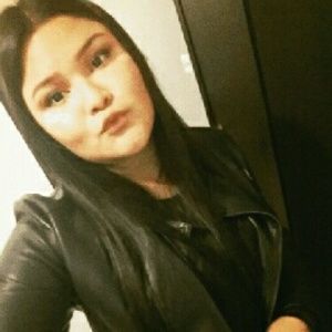 Meet your Posher, Abby