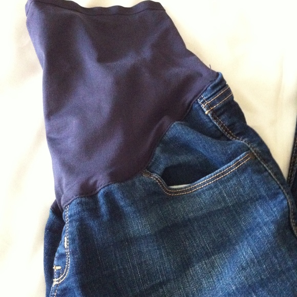 Maternity Skinny Jeans - Picture 2 of 3