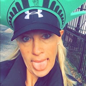 Meet your Posher, Sandra