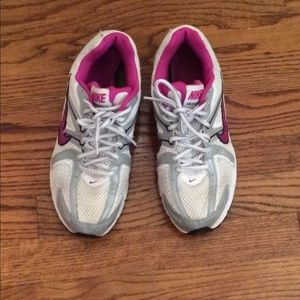 Womens 8.5 Nikes  White/Pink/Grey (just washed)