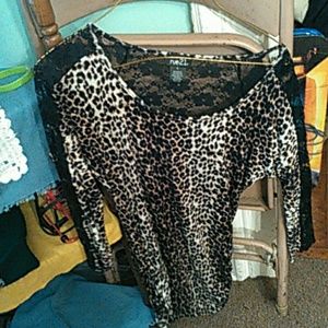 Rue 21 long sleeve shirt