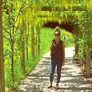 Meet your Posher, Elisha
