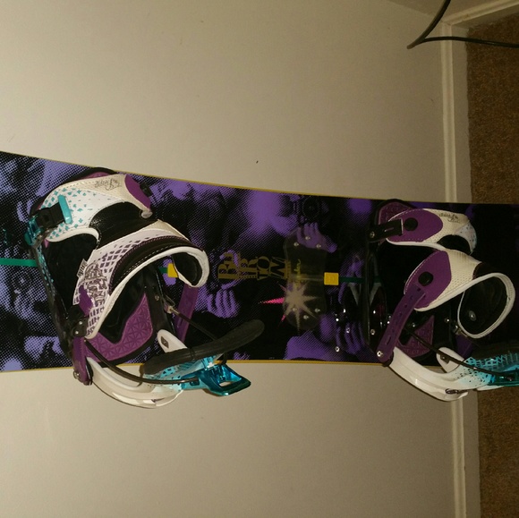 Burton Blender Snowboard and Flow Prima bindings - Picture 4 of 4