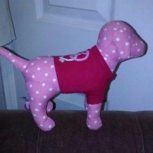 Who want the pink doggie in the window
