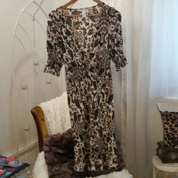 Reposthing this great DVF DRESS.  Style:Martina.