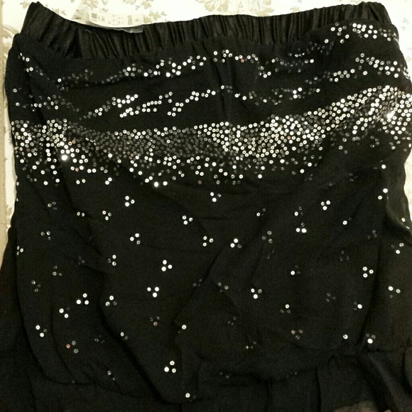 Black sequence top - Picture 1 of 2