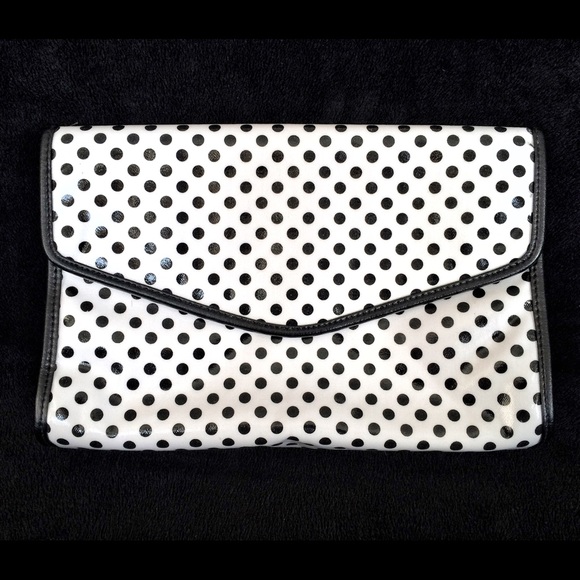 Betsey Johnson Betseyville Clutch