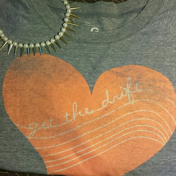 Gap Tee