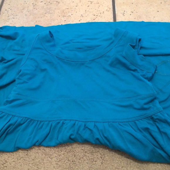 Green Blue Sleeveless dress - Picture 2 of 3