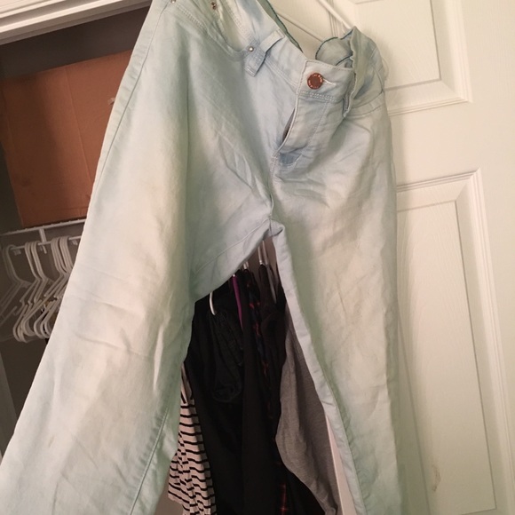Light wash jeans