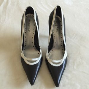 Beautiful BCBGirls Pumps