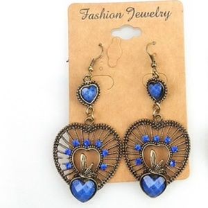 SALEBeautiful fashion earrings SALEBeautiful fashion earrings