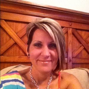 Meet your Posher, Traci