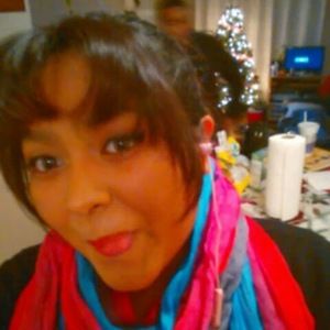 Meet your Posher, Alma