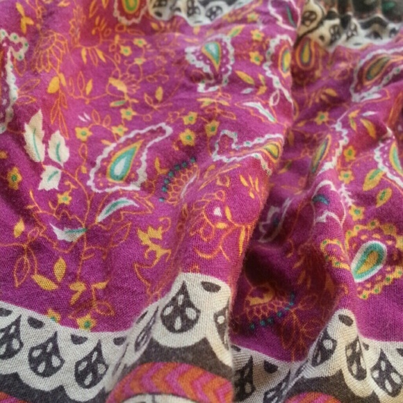 Patterned skirt - Picture 2 of 3