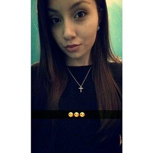 Meet your Posher, Elena