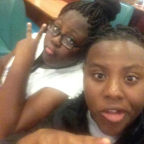 Meet your Posher, Qveen