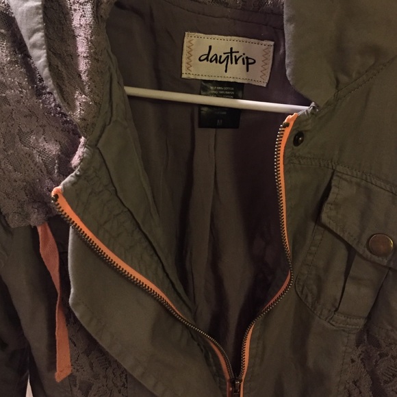 Daytrip jacket! - Picture 3 of 3