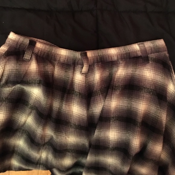 FINAL PRICE NWT UNIF Ty Skort Size Large - Picture 4 of 4