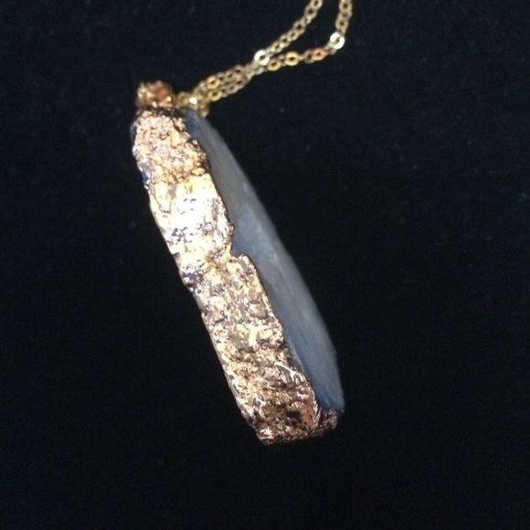 Natural stone Druzy necklace - Picture 4 of 4
