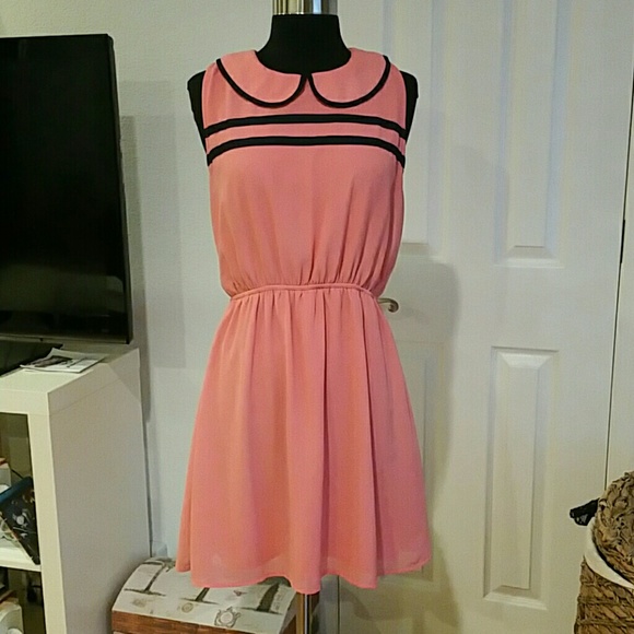 SOLD OUT !FOREVER 21 BEAUTIFUL SALMON DRESS SIZE L - Picture 1 of 4