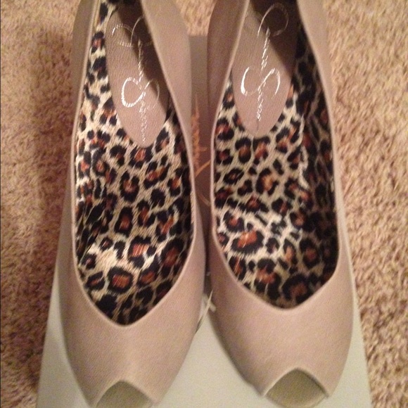 Shoes - Picture 3 of 3