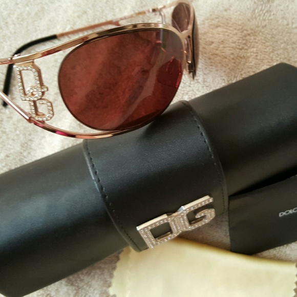 Sunglasses - Picture 4 of 4