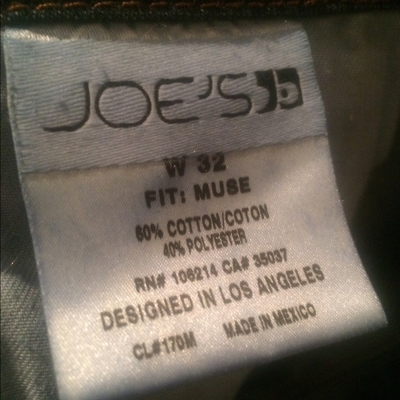 Jeans - Picture 2 of 3