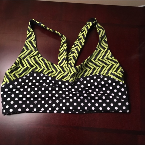 ✔️Onzie black and white polka dot top