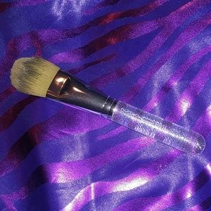 MAC foundation brush