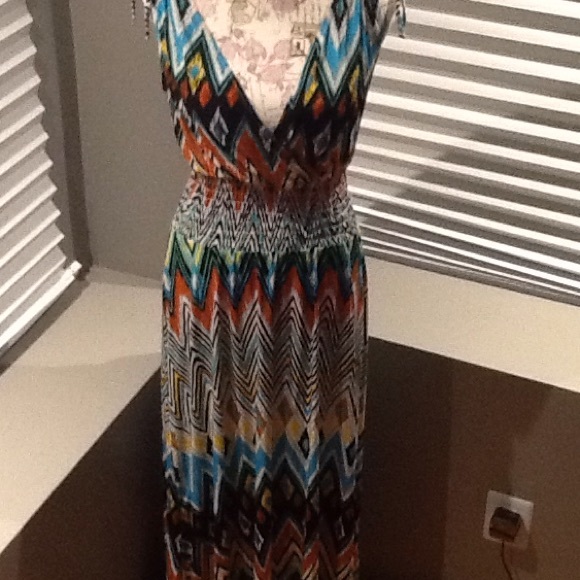 DRESS