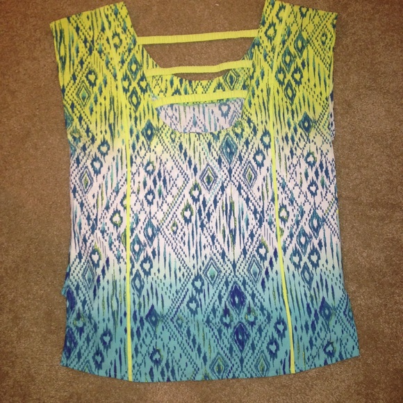 American eagle tribal top - Picture 2 of 2