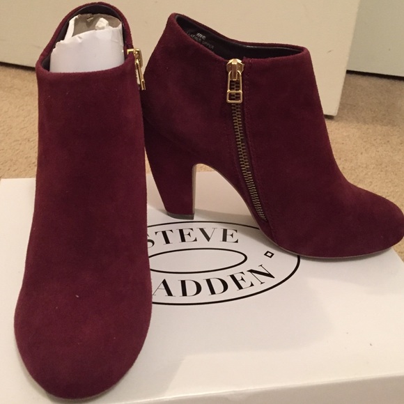 Steve Madden Panelope Booties