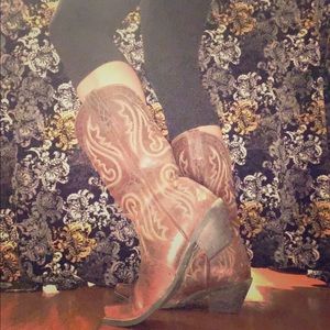 Ariat Cowboy Boots