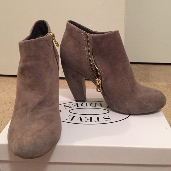 Steve Madden Panelope Booties