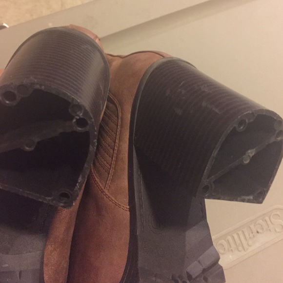 Brown booties - Picture 4 of 4