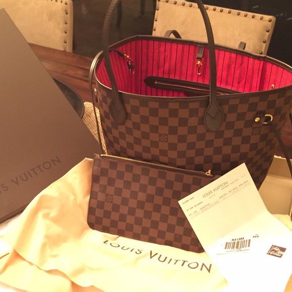 Louis Vuitton never full MM damier w tags
