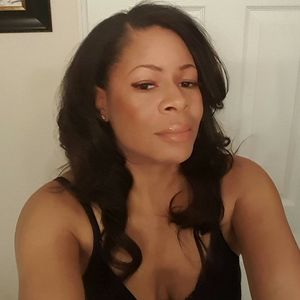 Meet your Posher, Monique